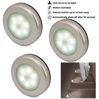 Installazione luce sensore movimento su parete